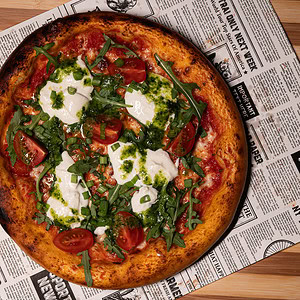Pizza chef”s speciality